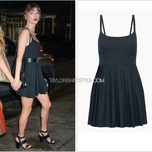 NWT Aritzia Trix Dress- as worn by Taylor Swift!